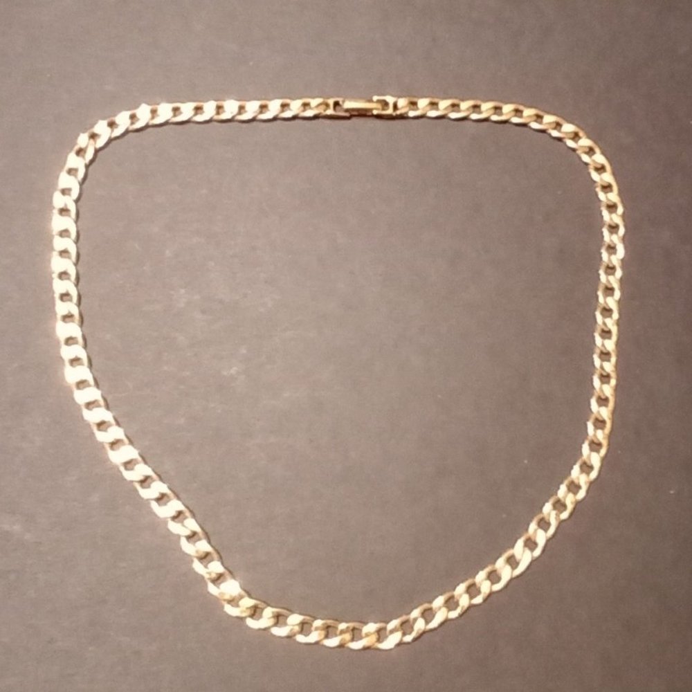 Avon Vintage Gold Tone 5mm Cuban Link 19 inch Necklace